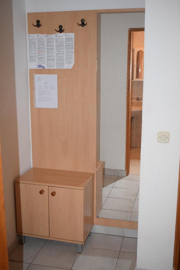 Apartments Loina Novalja Luaran gambar