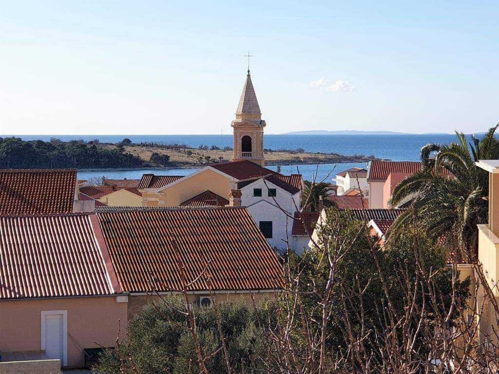Apartments Loina Novalja Luaran gambar